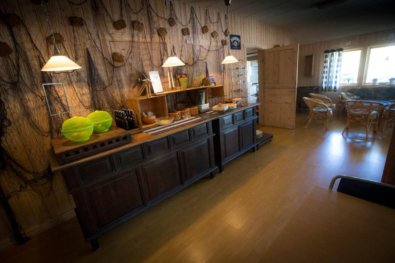 Ulvoe Lakeside Resort Ulvöhamn Екстериор снимка